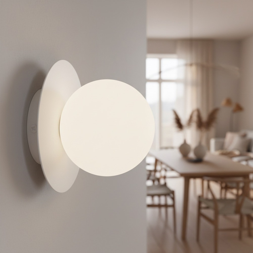 Sienas gaismeklis AMERICANA 1xG9/8W/230V balts