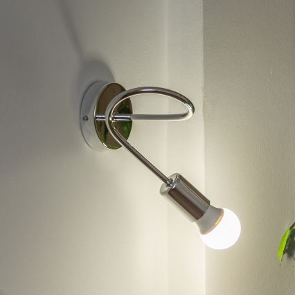 Sienas gaismeklis OXFORD 1xE27/15W/230V spīdīgs hroms