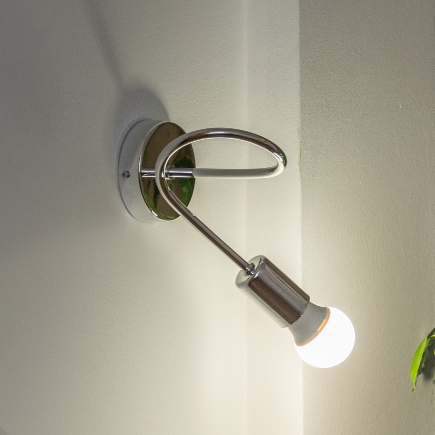 Sienas gaismeklis OXFORD 1xE27/15W/230V spīdīgs hroms