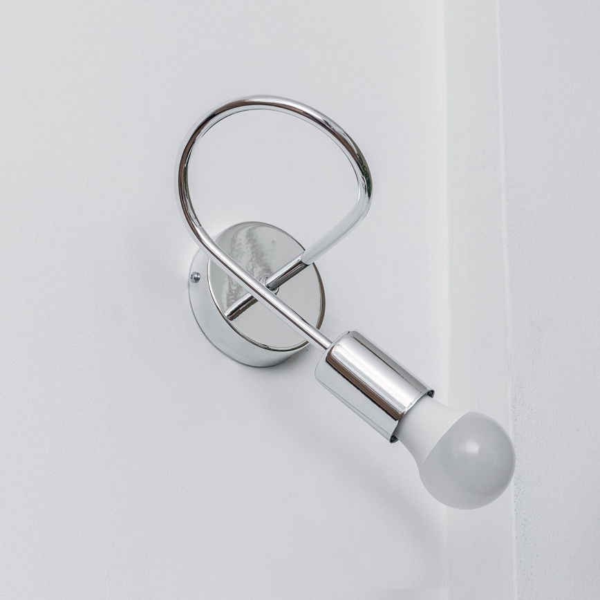 Sienas gaismeklis OXFORD 1xE27/15W/230V spīdīgs hroms