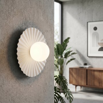 Sienas gaismeklis UMBRA 1xG9/8W/230V balts