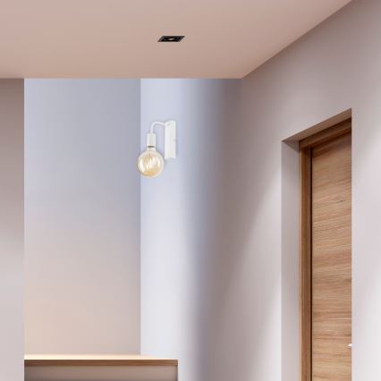 Sienas lampa ASTRID 1xE27/60W/230V balta