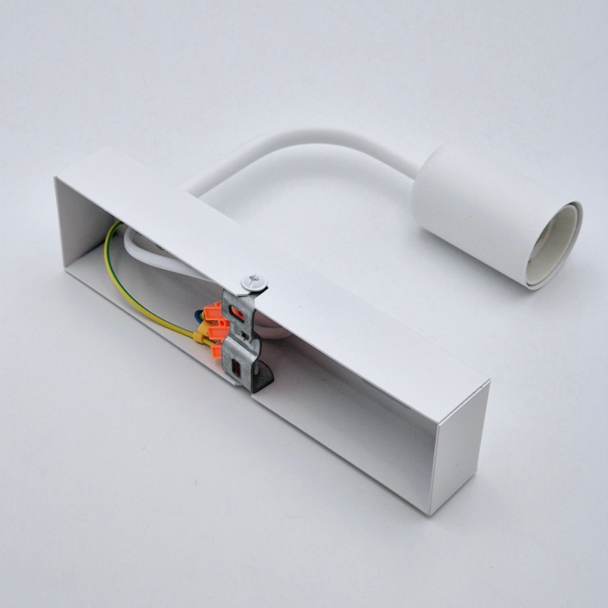 Sienas lampa ASTRID 1xE27/60W/230V balta