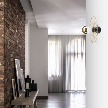 Sienas lampa MONTANA 1xE27/15W/230V d. 30 cm zelta