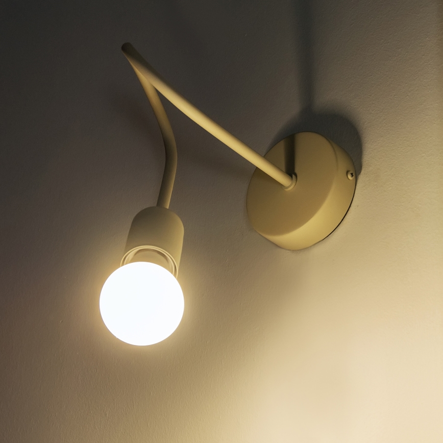 Sienas lampa OXFORD 1xE27/15W/230V krēmkrāsā