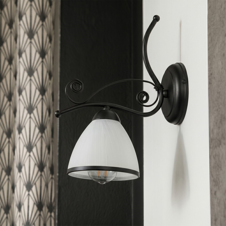 Sienas lampa RETRO 1xE27/60W/230V melna/balta