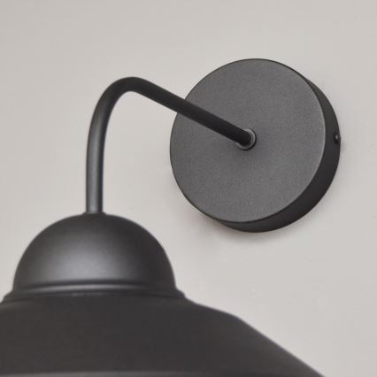 Sienas lampa SORAPIS 1xE27/15W/230V melna