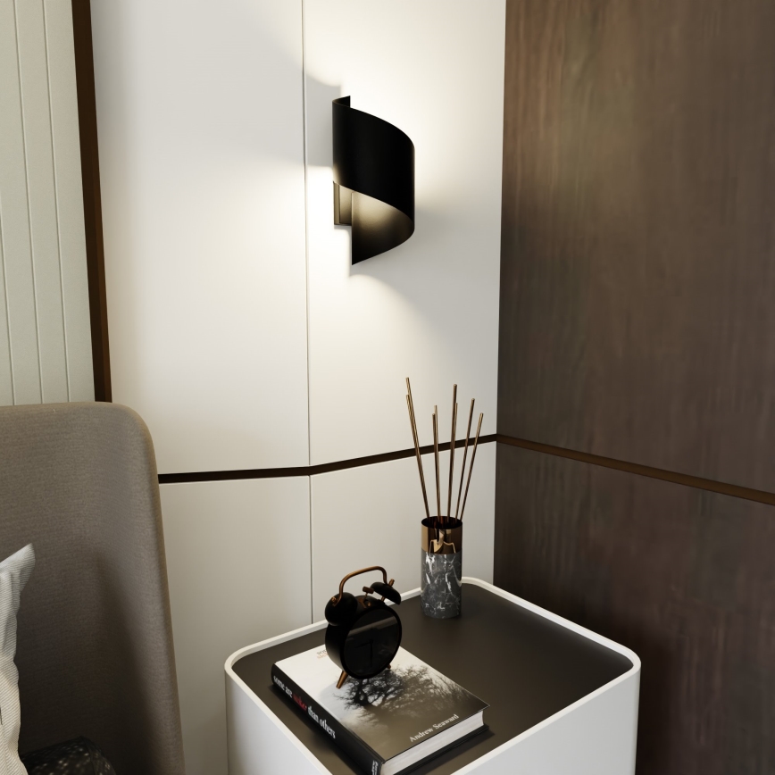 Sienas lampa SPINER 1xG9/8W/230V melna