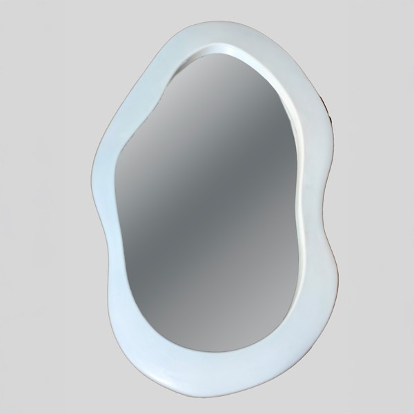Sienas spogulis 95x55 cm balta