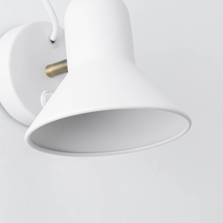 Sienas virziena gaismeklis ASTAMA 1xE27/40W/230V balts/misiņš