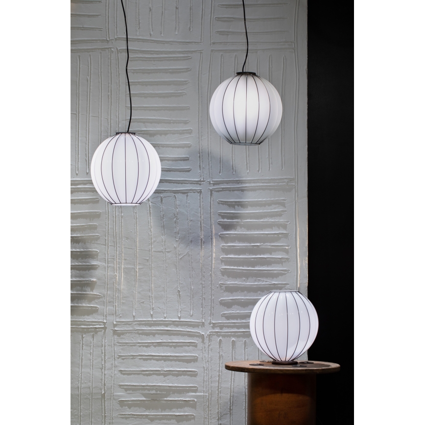 SIRU - Lustra ar auklu SFERA 1xE27/60W/230V d. 32 cm melna/balta Venēcijas stikls