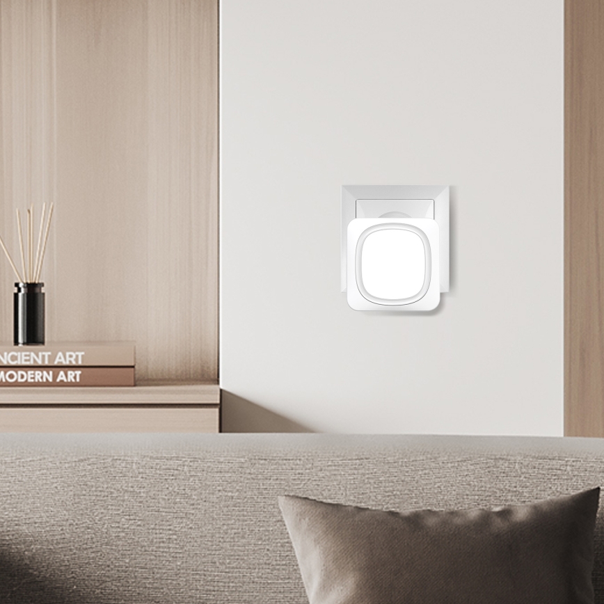 Bezvadu kontaktligzdas durvju zvans ar LED apgaismojumu 230V IP56 balta
