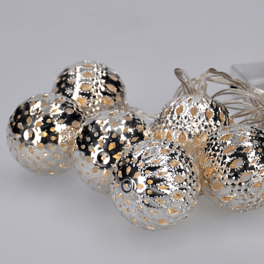 LED Ziemassvētku virtene 10xLED/2xAA 1m silti balta