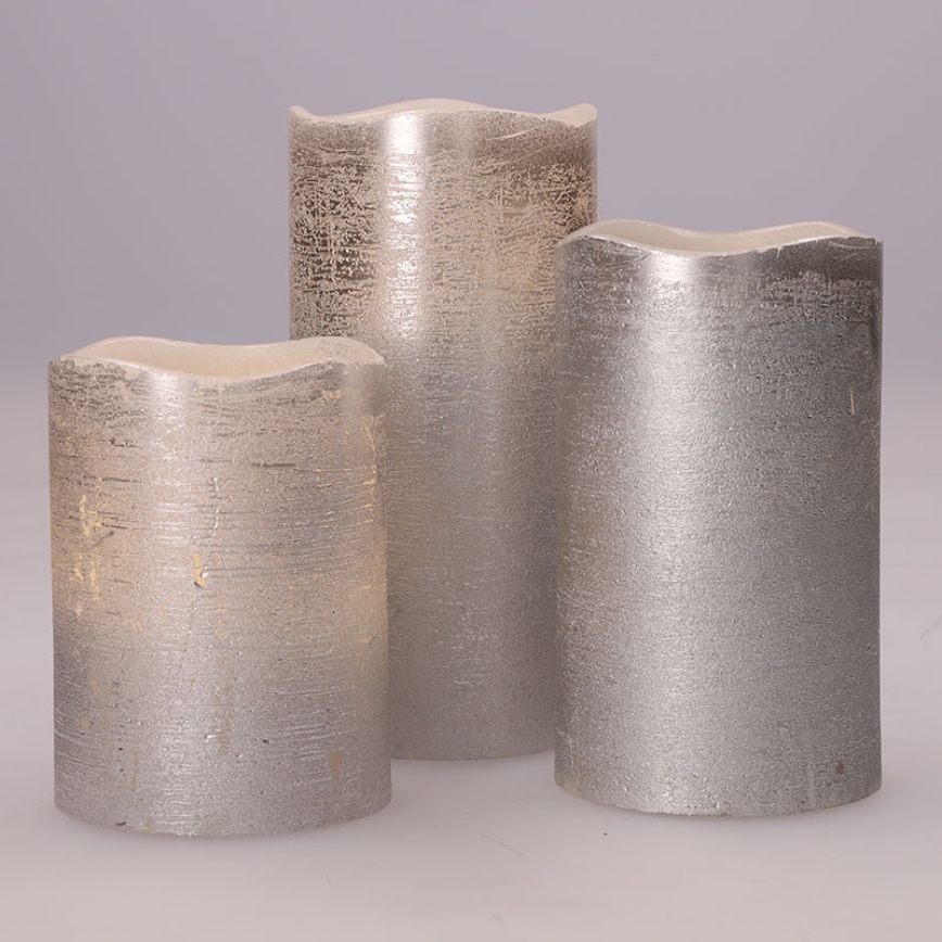 Komplekts 3x LED sveces — darbināmas ar 3xAAA, silti baltas