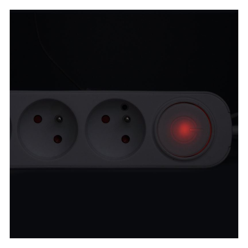 Pagarinājuma kabelis ar slēdzi, 3 kontaktligzdām un USB A+C portiem, 3 m