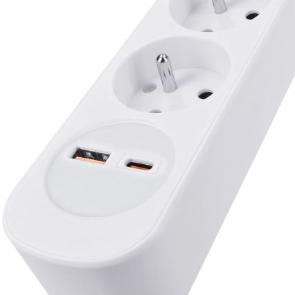 Pagarinājuma kabelis ar slēdzi, 3 kontaktligzdām un USB A+C portiem, 3 m