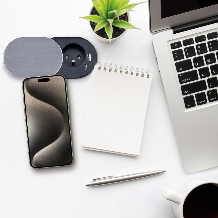 Iebūvējama kontaktligzda 1Z + USB A+C