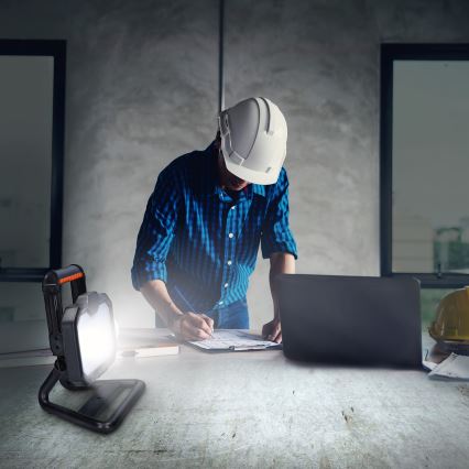 LED Aptumšojams uzlādējams prožektors LED/20W/4400 mAh 4000K IP54