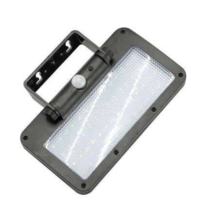 LED saules prožektors ar sensoru, 5 W, 3,7 V, 1500 mAh, IP54