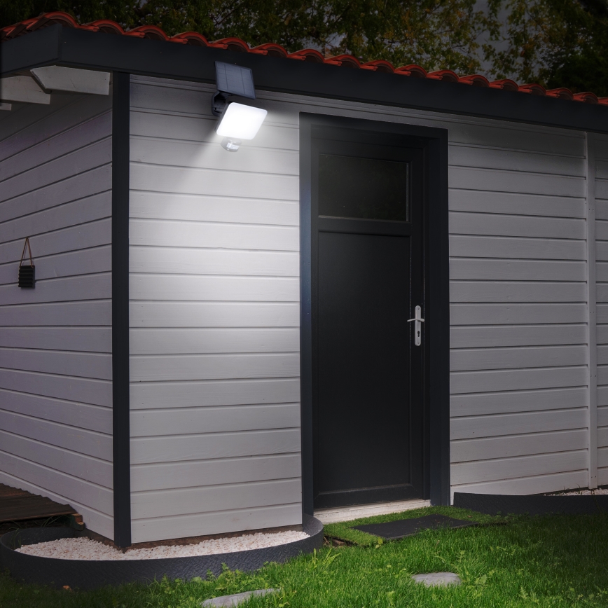 LED Saules enerģijas prožektors ar kustību sensoru LED/11W/3,7V 4400mAh 3000K/4000K/6500K IP54