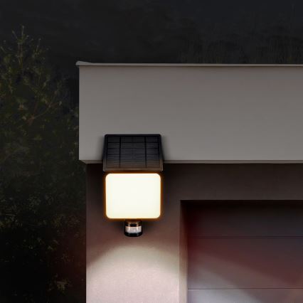 LED saules baterijas prožektors ar kustības sensoru LED/11W/3,7V 4400mAh 3000K/4000K/6500K IP54