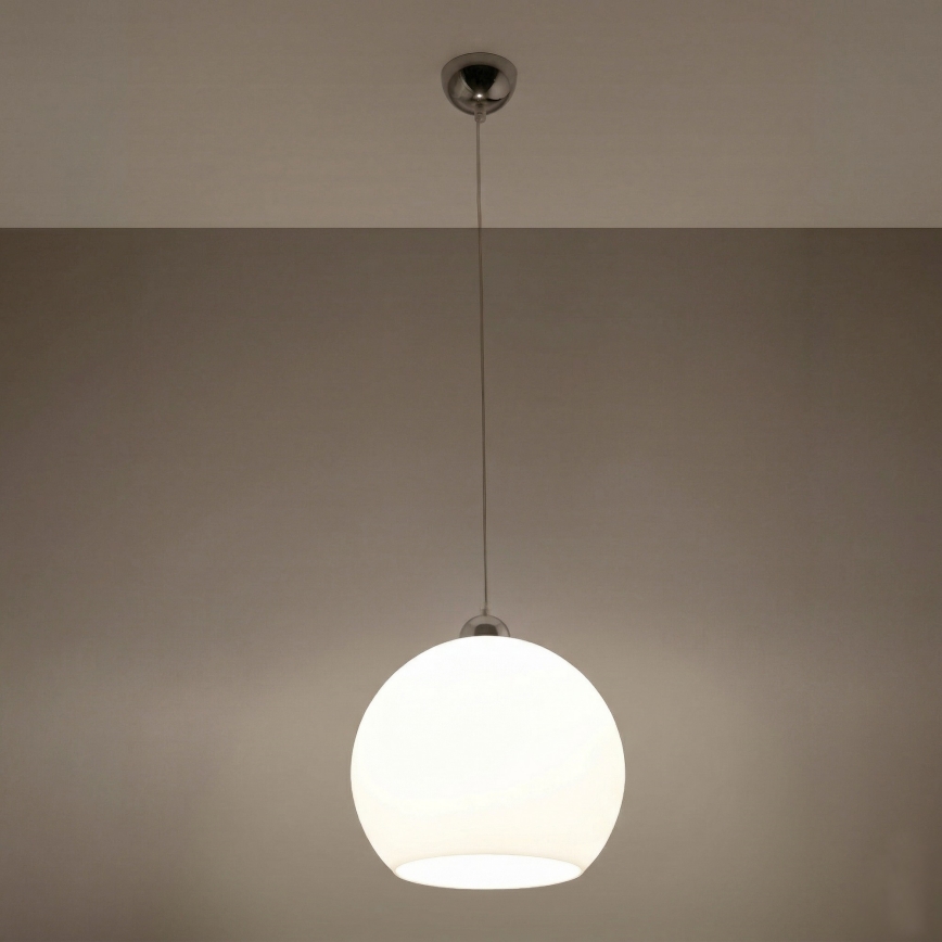 Pakaramā lampa BALL uz troses 1xE27/15W/230V Ø 30 cm balta/spīdīgs hroms