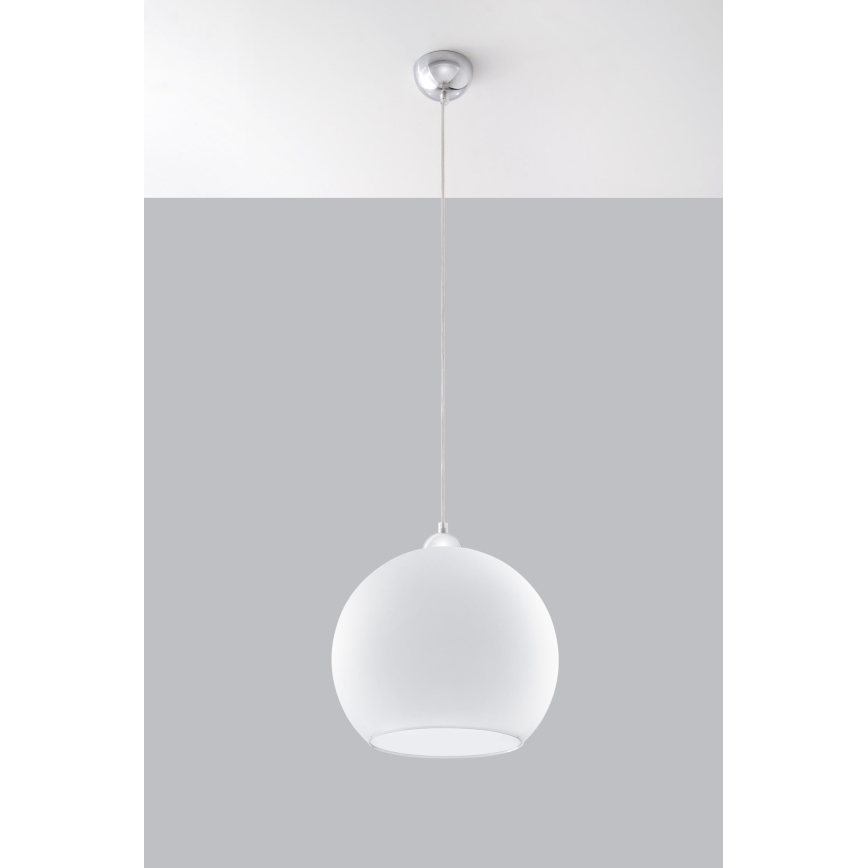 Pakaramā lampa BALL uz troses 1xE27/15W/230V Ø 30 cm balta/spīdīgs hroms