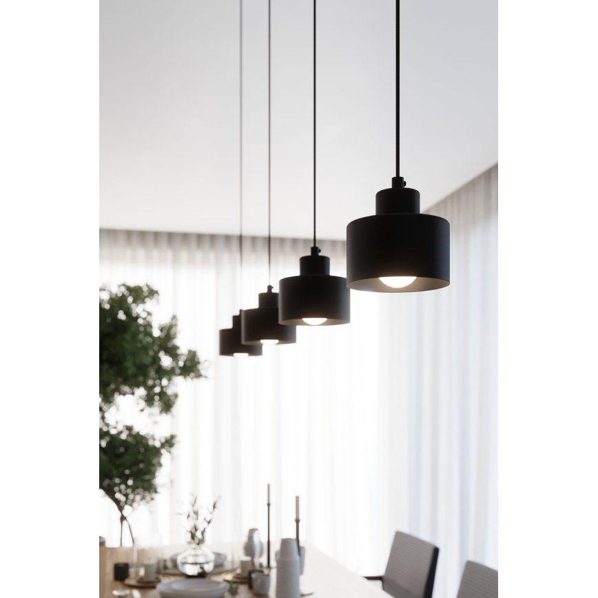 Lustra ar auklu SAVAR 1xE27/60W/230V melna