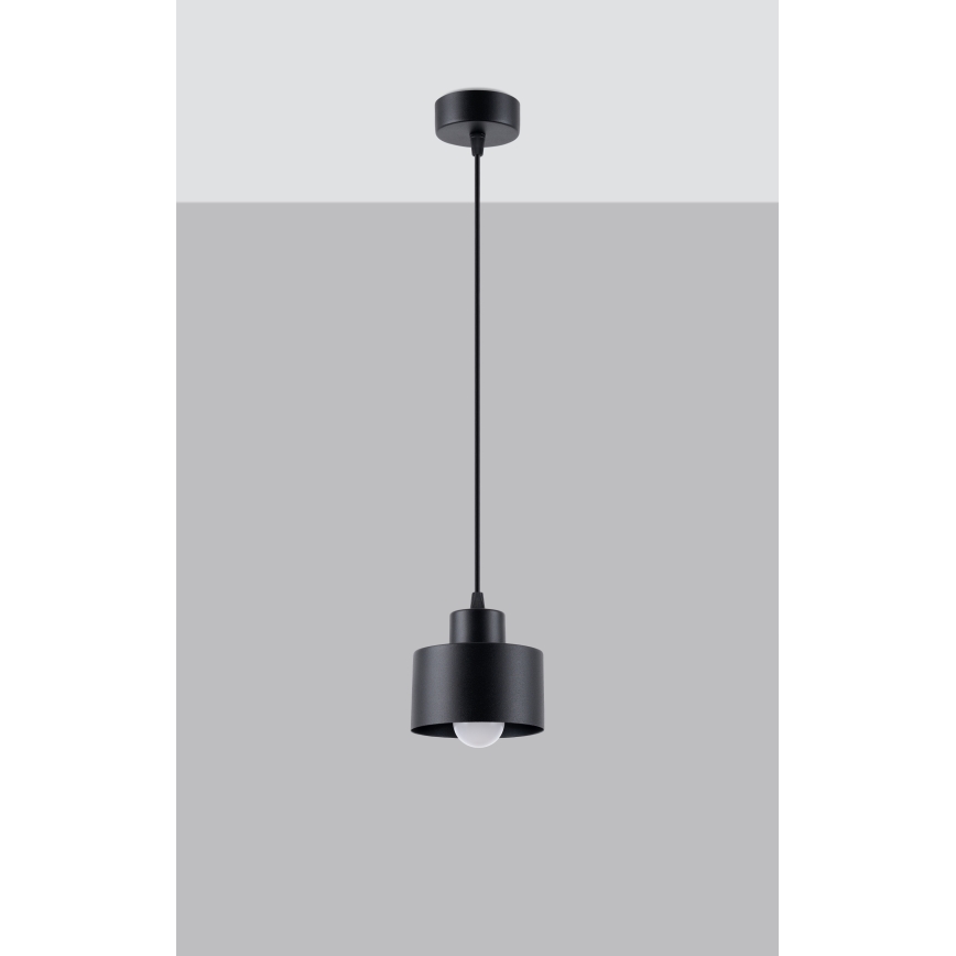 Lustra ar auklu SAVAR 1xE27/60W/230V melna