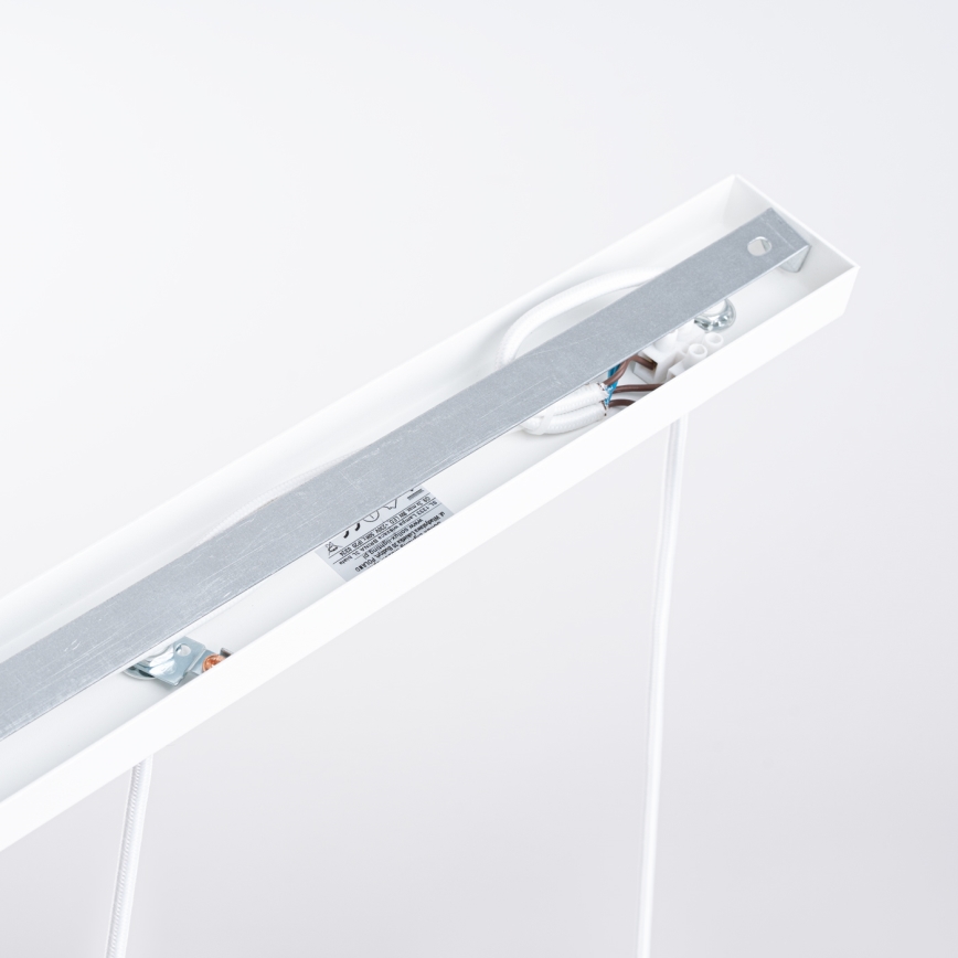 Lustra ar auklu BRINA 3xG9/8W/230V balta