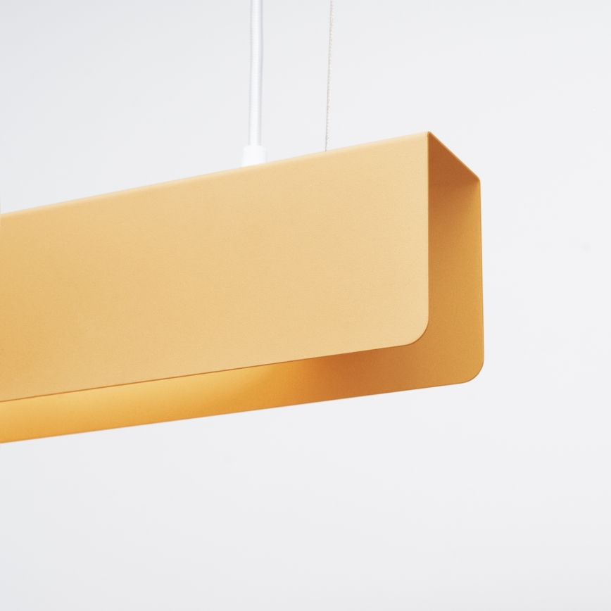 LED Lustra ar auklu SPARK 1xG13/8,5W/230V zelta