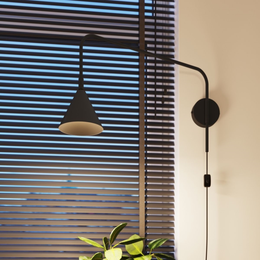 Sienas lampa NOX 1xE14/10W/230V melna