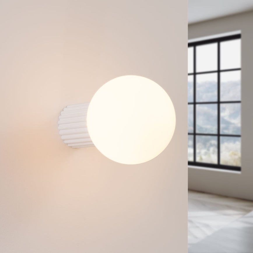 Vannas istabas sienas lampa HALO 1xG9/8W/230V d. 12 cm IP44 balta