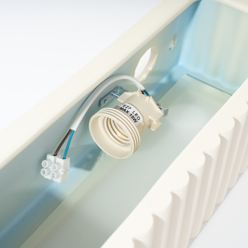 Sienas gaismeklis RIGATA 1xE27/15W/230V keramika/balts