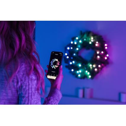 Twinkly - LED RGB Aptumšojama Ziemassvētku vainags 50xLED d. 60 cm Wi-Fi