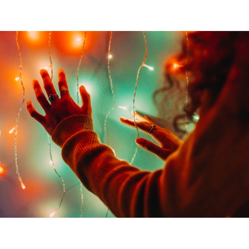 Twinkly - LED RGBW Aptumšojams Ziemassvētku āra aizkars CURTAIN 210xLED 6,1m IP44 Wi-Fi