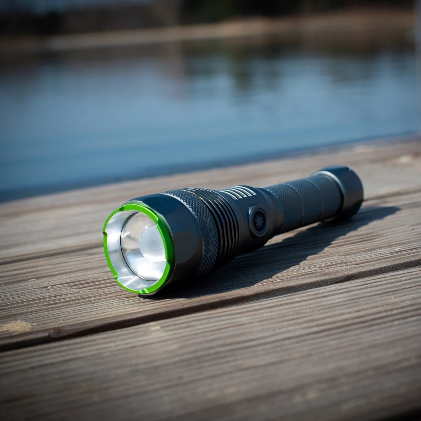 LED uzlādējamais lukturis ar regulējamu spilgtumu un powerbankas funkciju LED/30W/5V IPX7 3000 lm 4000 mAh