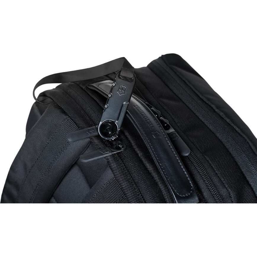 Victorinox - Altmont Professional Deluxe klēpjdatora mugursoma, 24 l, melna