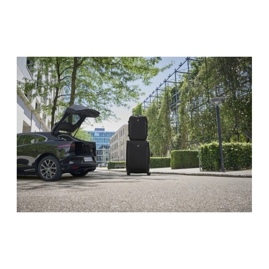Victorinox - Izvelkama mugursoma Crosslight Boarding 37 l melna