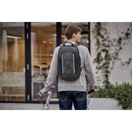 Victorinox - Izvelkama mugursoma Touring 2.0 Traveler 33 l melna
