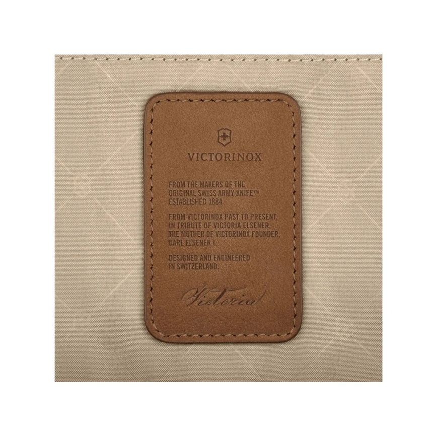 Victorinox - Mugursoma 14 klēpjdatoram Victoria Signature Compact 16 l melna