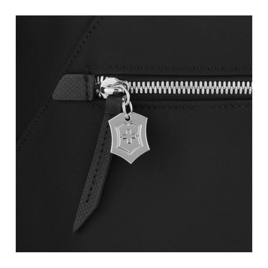 Victorinox - Mugursoma Victoria Signature Deluxe 18 l melna