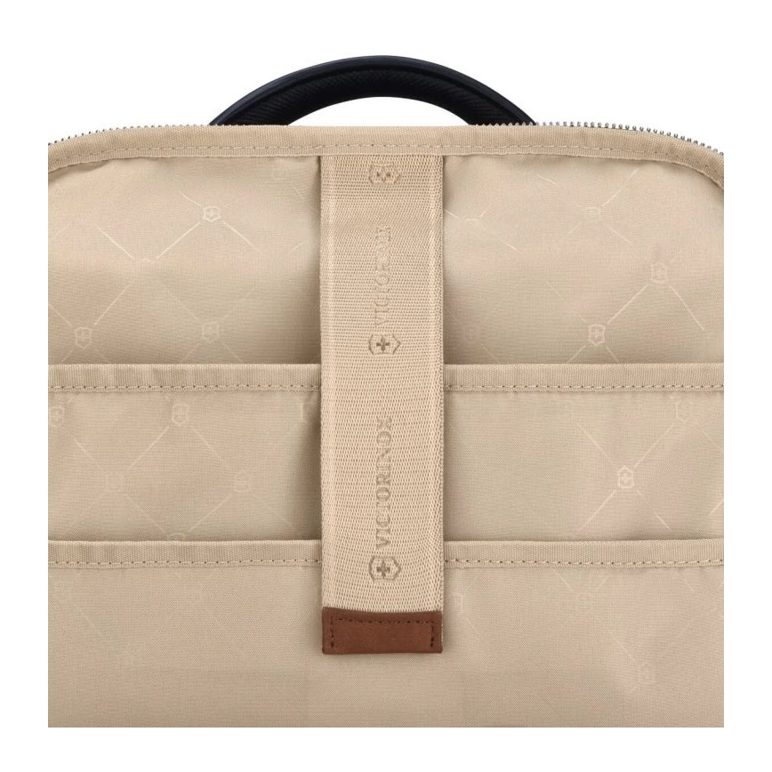 Victorinox - Mugursoma Victoria Signature Deluxe 18 l melna