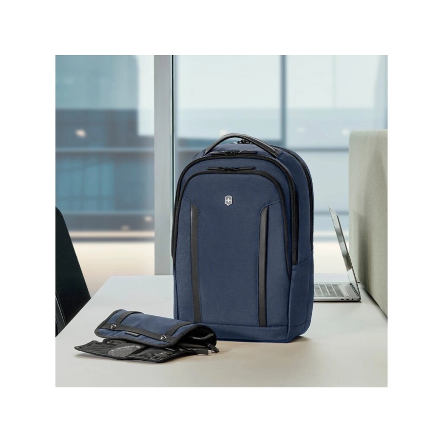 Victorinox - Portatīvā datora mugursoma 15" Altmont Professional Compact 16 l tumši zila