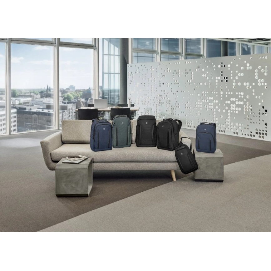 Victorinox - Portatīvā datora mugursoma 15" Altmont Professional Deluxe Travel 25 l zaļa