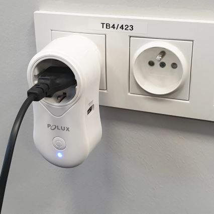 Viedā kontaktligzda SMART 3400W/230V Wi-Fi Tuya + USB SCHUKO
