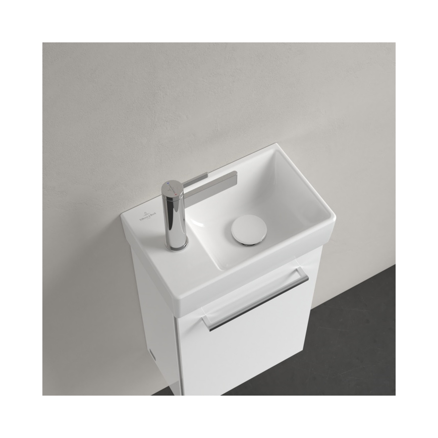 Villeroy & Boch 43003R01 - karājamā izlietne AVENTO 36x22 cm keramika/balta