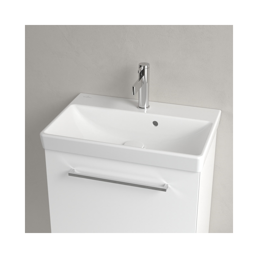 Villeroy & Boch 4A005501 - Sienas piestiprināma izlietne AVENTO 55x37 cm keramika/balta