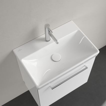 Villeroy & Boch 4A005501 - Sienas piestiprināma izlietne AVENTO 55x37 cm keramika/balta