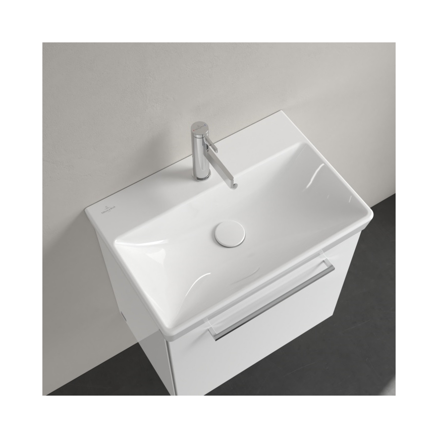 Villeroy & Boch 4A005501 - Sienas piestiprināma izlietne AVENTO 55x37 cm keramika/balta